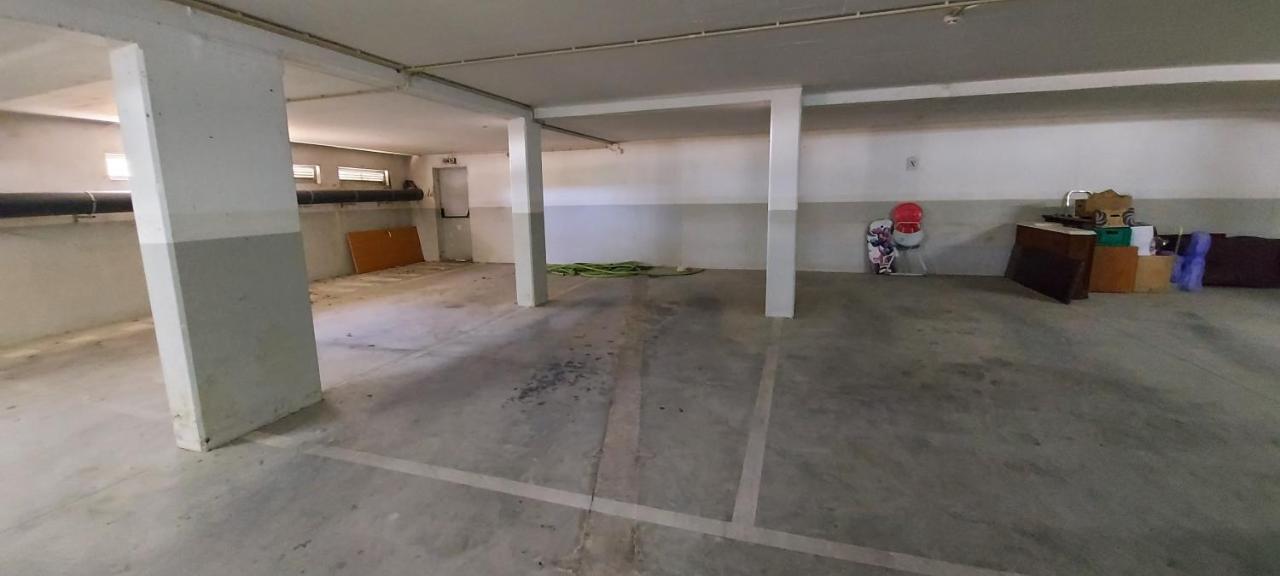 Apartamento Piscina 5 Minutos Praia Alcantarilha Ngoại thất bức ảnh